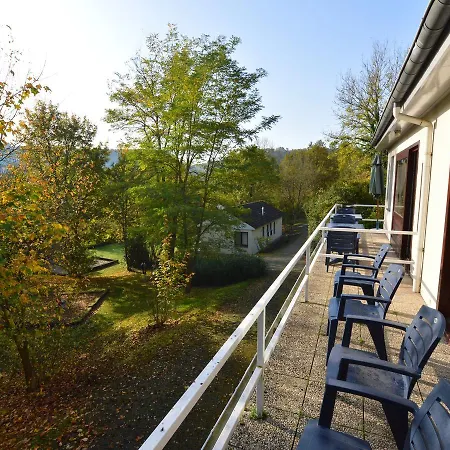 Ferienhaus Lovely Bungalow In Waulsort With Swimming Pool