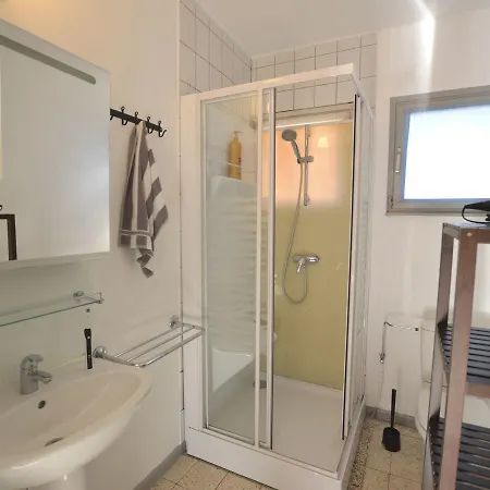 Lovely Bungalow In Waulsort With Swimming Pool * Hastiere-par-dela